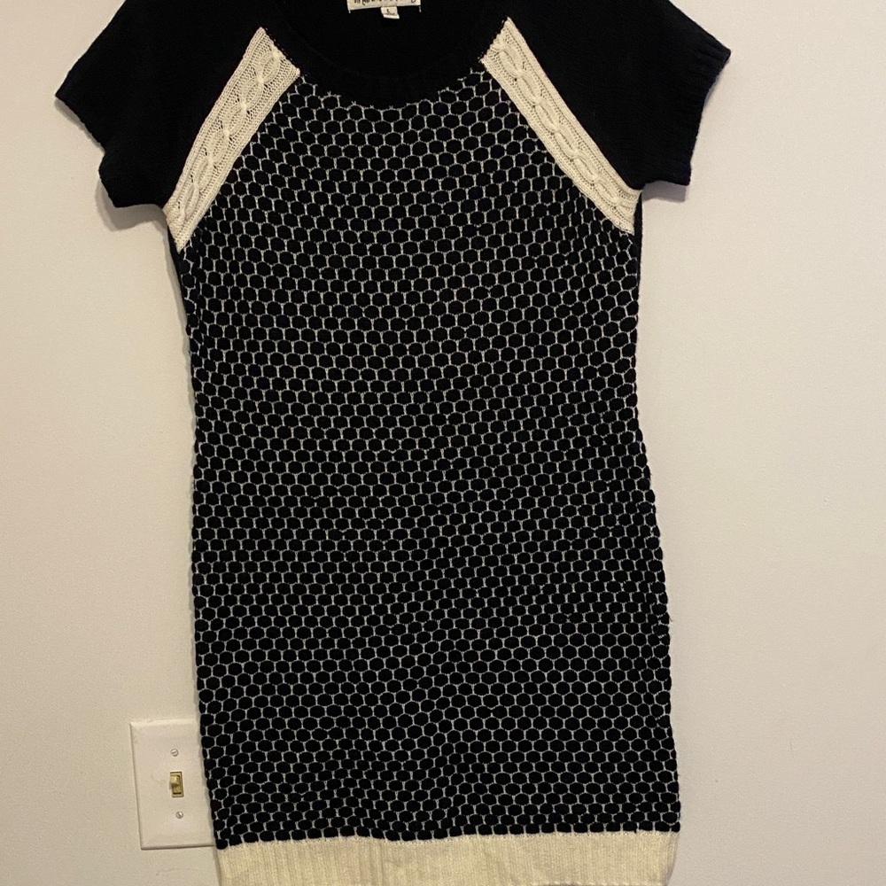 Chic Black and White Knit Dress, thicker fabric, would look good with leggings